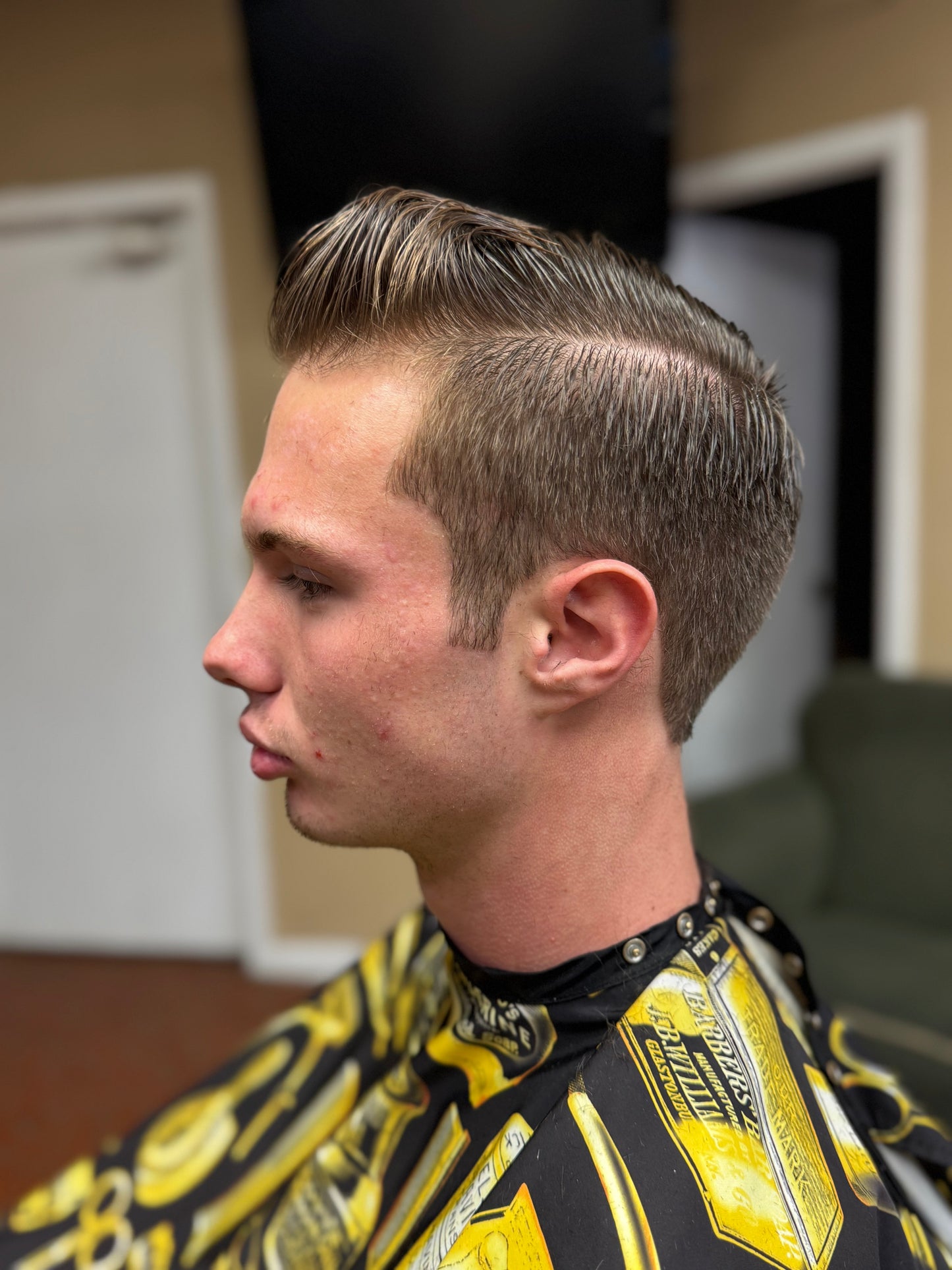 Men's Haircut & Line Up - SS