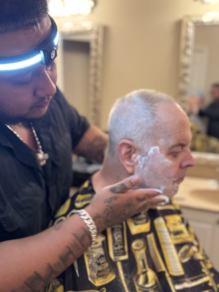 Senior & Vets - Hair Cut & Line Up - SS
